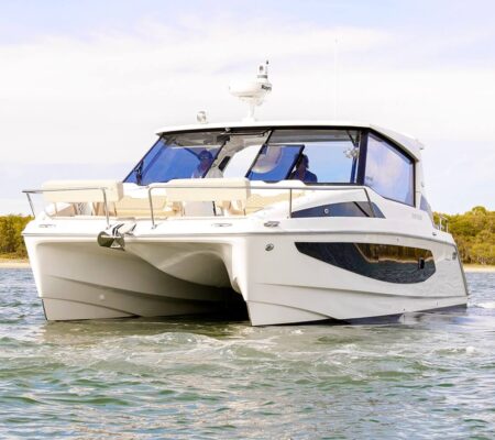 36′ 2023 AQUILA CATAMARAN + SEABOB – MONTAUK