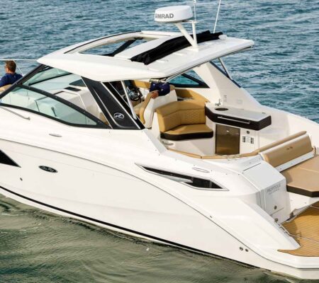 32′ Sundancer Hamptons