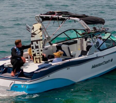 26′ 2023 MASTERCRAFT-WATERSPORTS WITH INSTRUCTOR