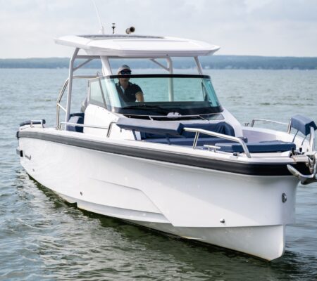 31′ 2025 AXOPAR SUN TOP (SAG HARBOR)