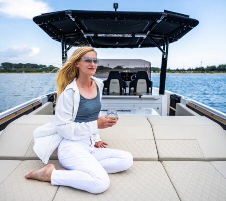 36′ 2025 DE ANTONIO + SEABOB